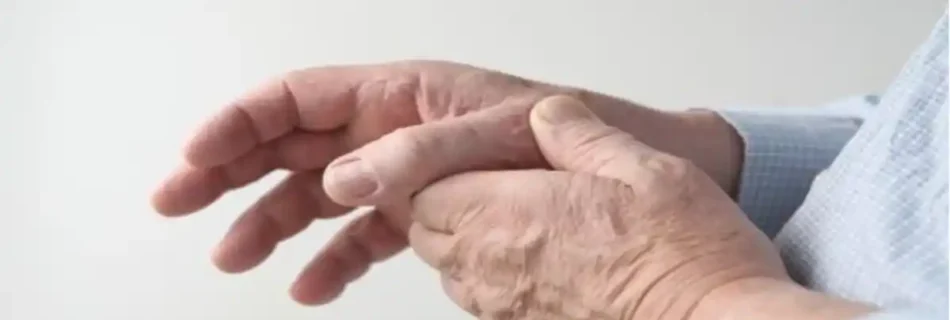 Thumb Is Sore at Base: Causes, Symptoms, Treatments, and Prevention